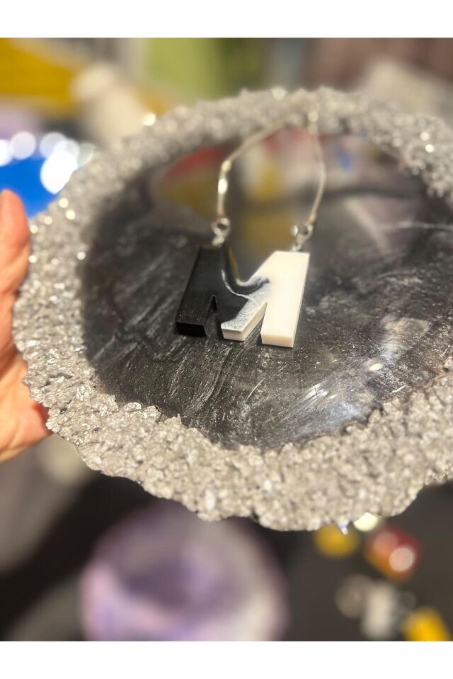 M Harf Taraftar Siyah Beyaz Renk Epoksi Dikiz Ayna Süsü Hediyelik Araba Süsü