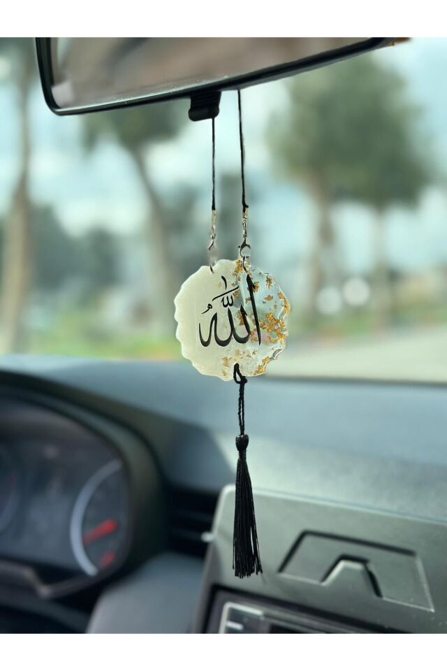 Allah Yazılı Metalik Beyaz Gold Varaklı Püsküllü Epoksi Dikiz Ayna Süsü Araba Süsü Hediyelik Epoksi