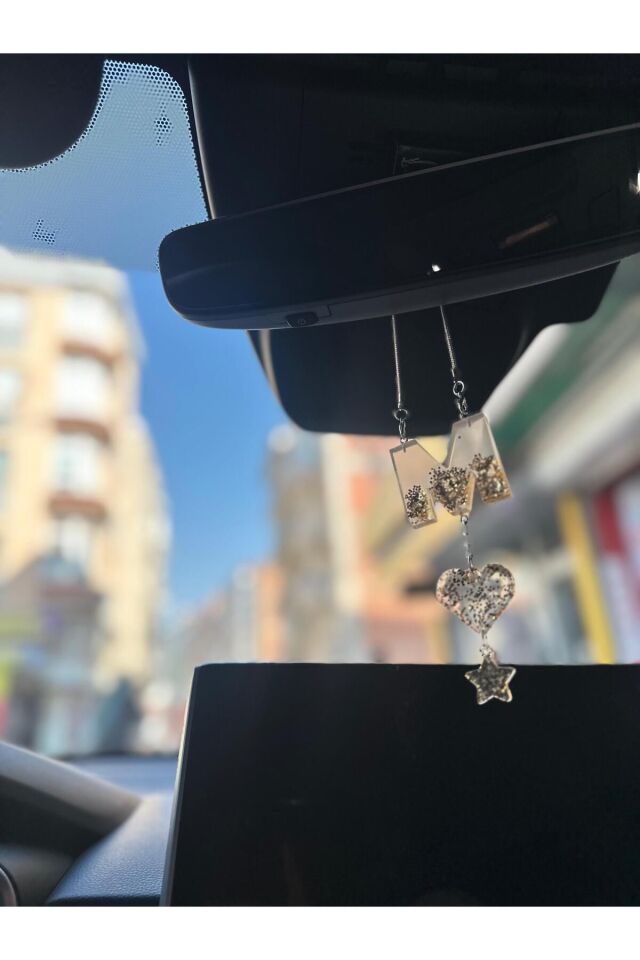 M Harf Gold Renk VIP Kalp ve Yıldız Objeli Epoksi Dikiz Ayna Süsü Hediyelik Araba Süsü